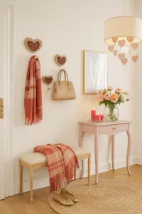 Romantisches 4er Wandhaken-Set Herz aus Massivholz im Landhausstil