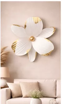 Große Metall-Wandblume Ø 47 cm in Weiß & Gold – Elegantes 3D Design
