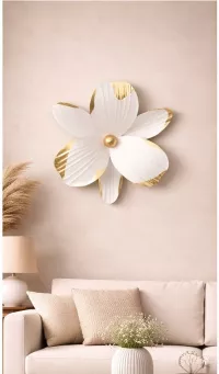 Elegante Metall-Wandblume Ø 37 cm in Weiß & Gold – Modernes 3D Design