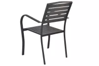 Moderner Gartenstuhl aus Metall, komplett schwarz